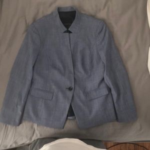 Woman’s  Size 2 blazer